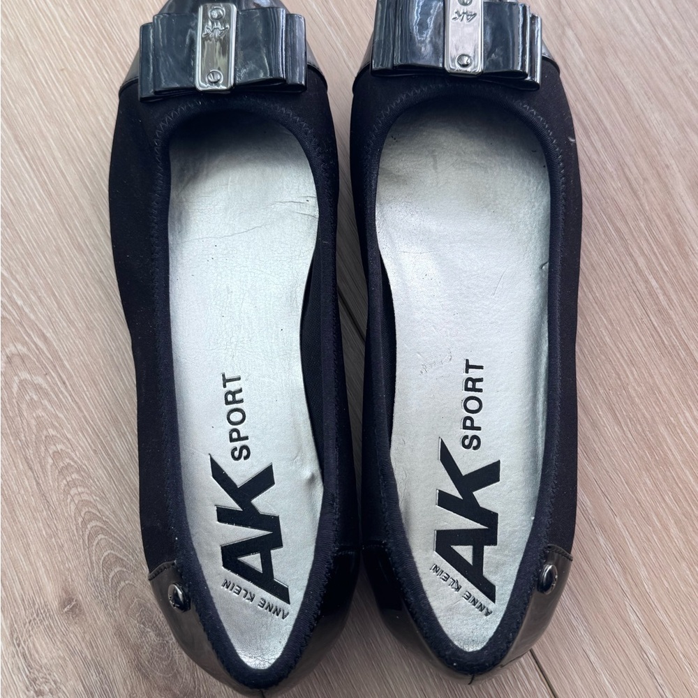 Anne Klein Sport Ursula Black Fabric and Leather Flats Size 6.5M